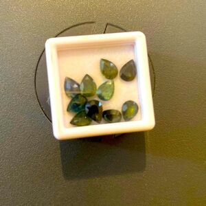 Sapphires, Lot of 10 mixed large pear cut natural earth sapphire gems 8.18ct$$$$